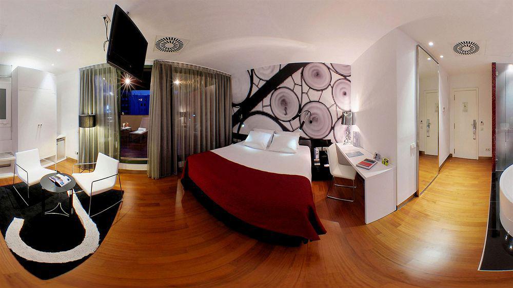 Hotel Bcn Design Barcelona Eksteriør bilde A room at the hotel