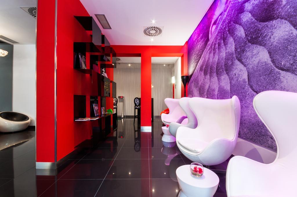 Hotel Bcn Design Barcelona Eksteriør bilde The lounge at the airport